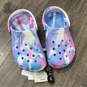 BNWT Pink/Blue Marble Crocs kids C10